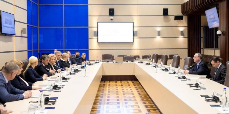 Партия “ШОР”, Платформа “За Молдову” и “Единая Россия” решили наладить сотрудничество