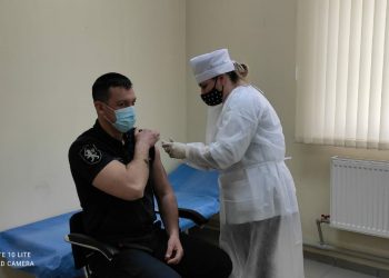 150 de polițiști au fost imunizați împotriva COVID-19