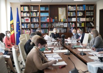 Marina Tauber și Elena Bacalu: Moldova este amenințată nu doar de pandemie, dar și de criza deșeurilor | FOTO