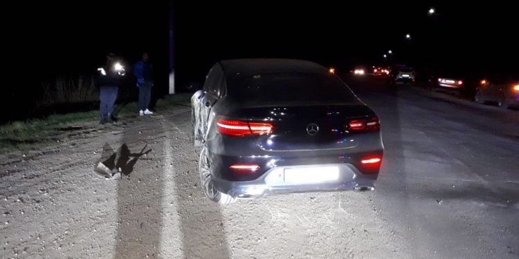 Accident la Fălești: Două mașini de lux, făute zob și un copil la spital