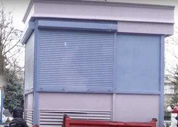 Mai multe chioșcuri într-un parc din sectorul Rîșcani al capitalei au fost evacuate: Un agent economic atacă în judecată primăria | VIDEO