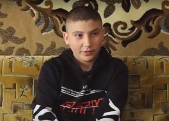 O zi la săniuș s-a lăsat cu zile întregi de durere: Un adolescent din satul Hiliuți, raionul Rîșcani are nevoie de ajutor pentru o operație | VIDEO