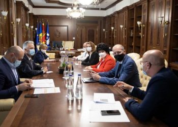 Mai multe decizii sociale devin nule odată cu hotărârea CC: Zinaida Greceanîi a convocat membrii Guvernului în ședință