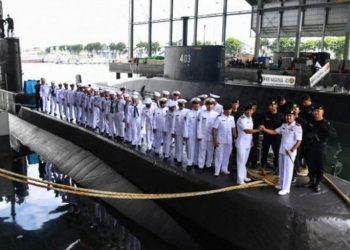 Indonezia are 72 de ore să găsească submarinul dispărut, înainte ca cei 53 de marinari aflați la bord să rămână fără oxigen | VIDEO