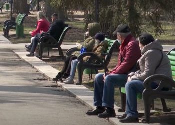 Oficial: Prevederea care interzicea plimbările în parcuri, anulată