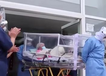 O femeie de 104 ani a învins a doua oară virusul COVID-19 | VIDEO