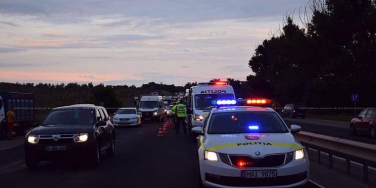 Tânăr lovit mortal de un automobil, la Cantemir. Șoferul era în stare de ebrietate