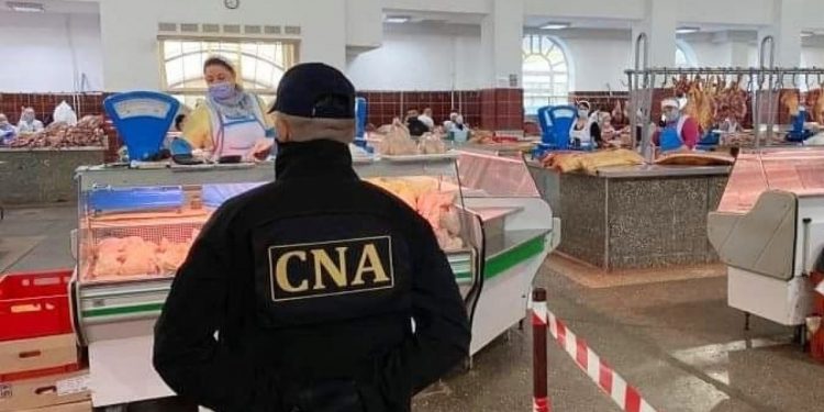 Judecătorii urmează să examineze demersurile celor trei angajați ANSA, reținuți în dosarul „cărnii alterate”