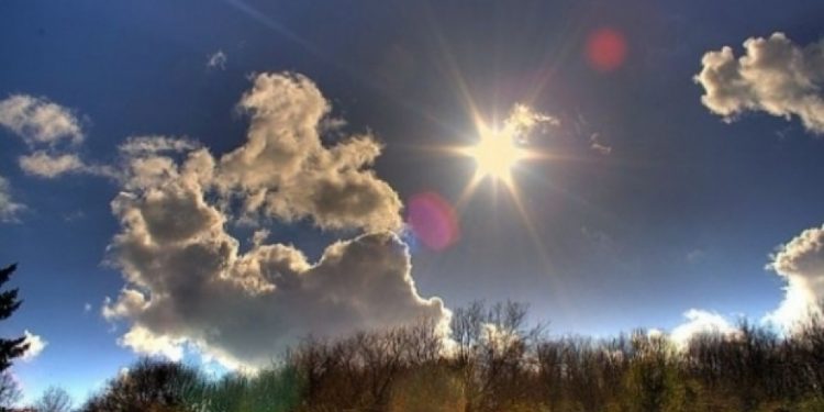 Meteo 9 aprilie 2021: Vremea se încălzește ușor