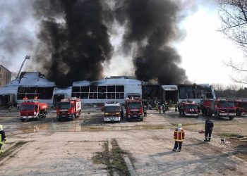 Noi detalii de la incendiul din capitală: S-au scurs peste 40 de litri de acetonă | FOTO