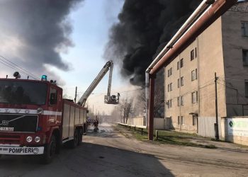 Noi detalii de la incendiul din capitală: S-au scurs peste 40 de litri de acetonă | FOTO