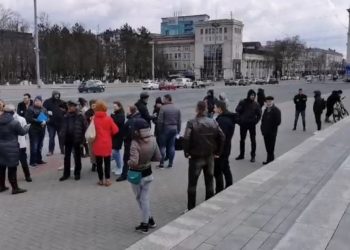 Protest anti-restricții la Chișinău:„Dacă statului îi pasă de sănătatea cetățenilor, nu ar trebui să bage frica în oameni”