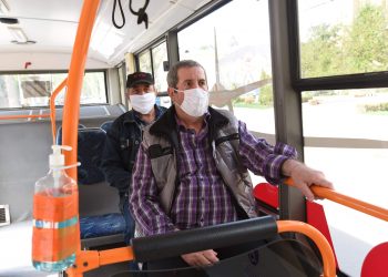 Noi reguli, în perioada pandemiei: Cum vor activa bisericile, frontierele și instituțiile de învățământ | VIDEO