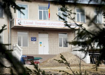 Un stadion, cantină modernă și clase în aer liber. Liceul Teoretic „Ion Luca Caragiale” va fi renovat, datorită proiectului unic, susținut de echipa lui Ilan Șor din Consiliul Raional Orhei | VIDEO