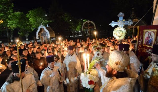 Secretarul Mitropoliei Moldovei: Slujba de Paști și binecuvântarea bucatelor vor avea loc în mod tradițional