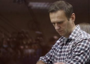 Alexei Navalnîi este suspect de COVID, iar starea lui se degradează de la o zi la alta. A slăbit 13 kg, tușește și are febră mare