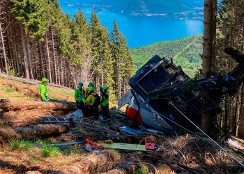 В Италии упала кабина фуникулера, есть погибшие