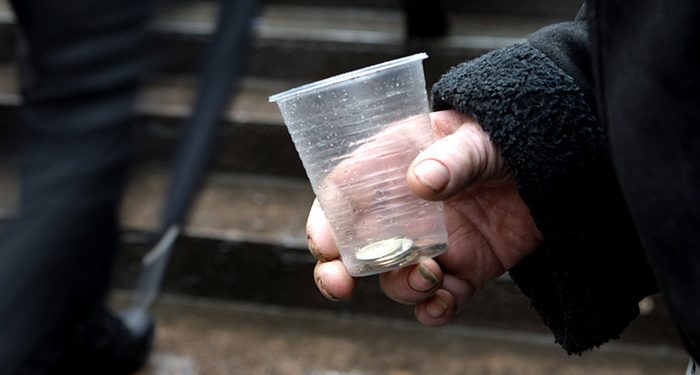 В Москве мигранты из РМ принуждали бездомных к попрошайничеству