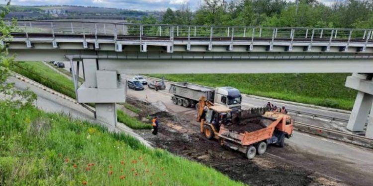 В Молдове некоторые дороги пострадали от сильных проливных дождей