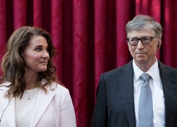 Стало известно, сколько получила жена Гейтса при разводе