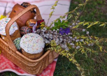 Минздрав призвал население воздержаться от служб на кладбищах