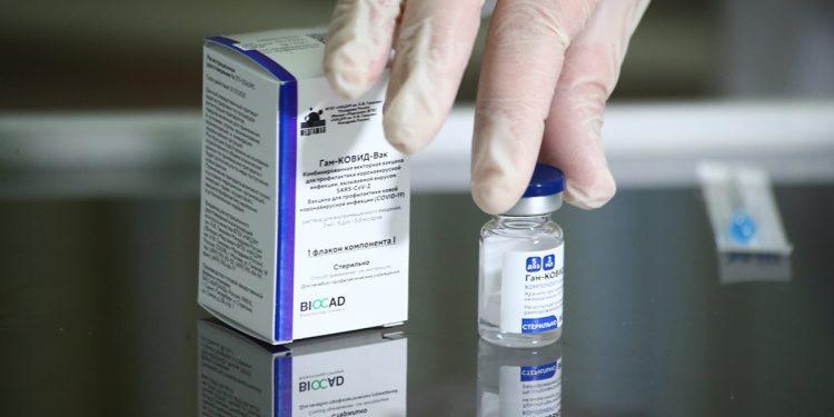 ВОЗ летом даст оценку безопасности российской вакцины «Спутник V»