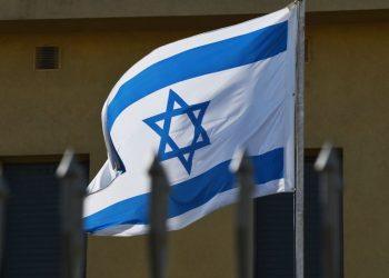 Muncesc 24/24 și se adăpostesc deseori în buncărele antirachetă. Corpul diplomatic moldovenesc din Israel, nevoit să activeze în condiții de război | VIDEO