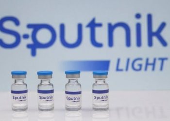 COVID-19: Rusia a creat propriul vaccin care se administrează într-o singură doză, iar în India au loc festivaluri religioase cu mii de participanți | VIDEO