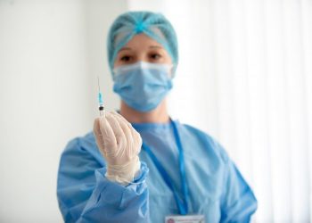 Ministerul Sănătății: odată cu începerea celei de-a treia etape de vaccinare, va fi lansată platforma națională de înregistrare la vaccinare | VIDEO