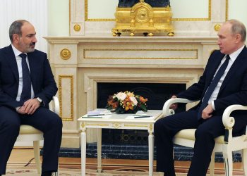 Пашинян написал письмо Путину с просьбой о военной помощи