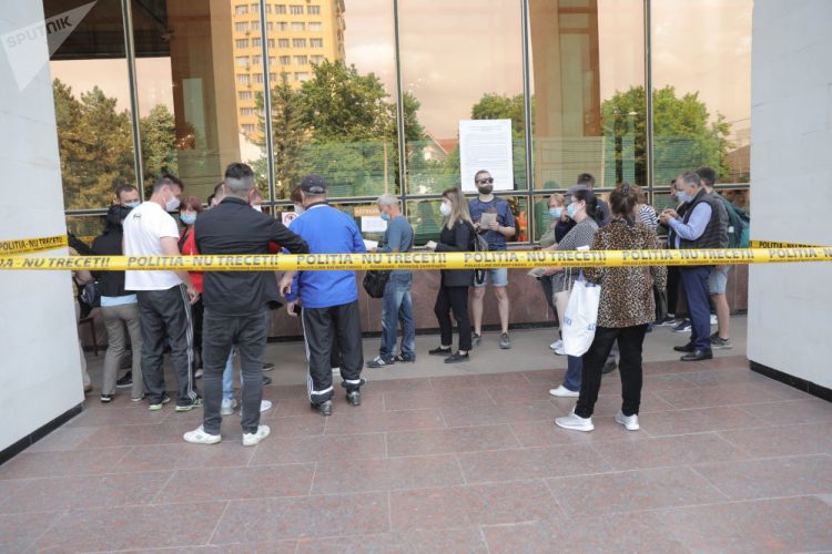 Рекордное число граждан привились от COVID в первый день марафона вакцинации | FOTO