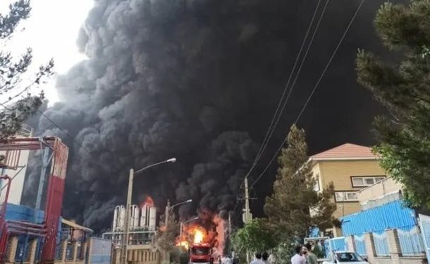 СМИ: На химзаводе в Иране произошел мощный взрыв