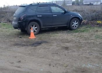 В России 6-летний ребенок за рулем авто насмерть сбил свою мать