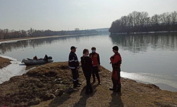 După câteva luni de căutări, fetița de 12 ani care s-a înecat în râul Nistru, a fost găsită