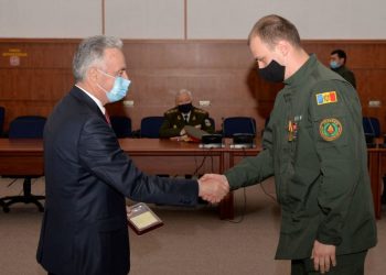 Молдавские поисковики удостоены наград Министерства обороны