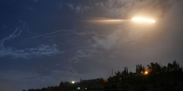 Израильские военные заявили об обстрелах со стороны Сирии