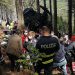 Число погибших при крушении фуникулера в Италии выросло до 12