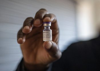 OMS: Doar 1% din populația țărilor sărace a avut acces la vaccin