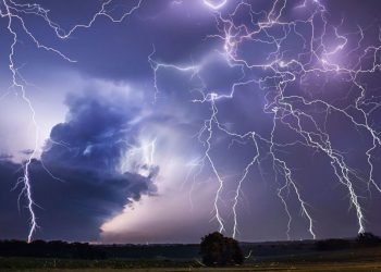 Alertă meteo: Cod Galben de furtună pe 1 iunie. Zonele vizate din țară