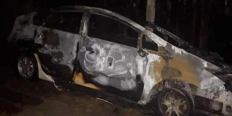 O mașină, mistuită în totalitate de flăcări, la Hîncești. Ce s-a întâmplat