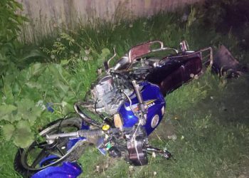 Un motociclist în vârstă de 19 ani a decedat într-un grav accident la Hîncești | FOTO