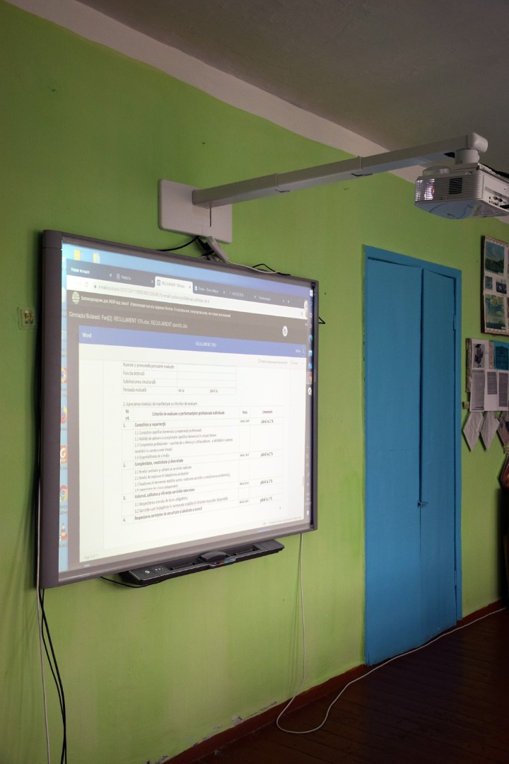 Команда Партии «ШОР» внедрила проект по цифровизации школ Оргеевского района | FOTO