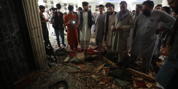 Afganistan: Cel puţin 12 morţi într-o explozie la o moschee