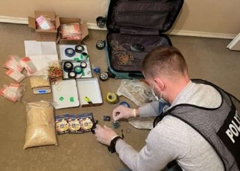 O nouă rețea de trafic de droguri, demascată. Narcoticele erau aduse prin contrabandă din Ucraina | VIDEO