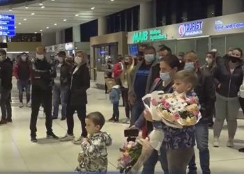S-au întors acasă din „coșmar”. Ce povestesc moldovenii reveniți din Israel: Ne-a fost frică, dar nu am avut încotro | VIDEO
