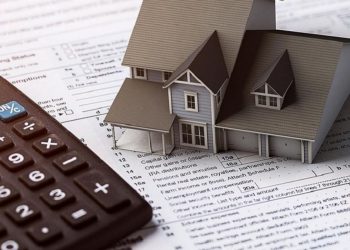 Impozitul pe bunurile imobiliare: Locuitorii municipiului Chișinău se plâng că sunt nevoiți să achite dublu, față de anii trecuți | VIDEO