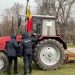 Reacția agricultorului amendat pentru că a tras o brazdă pe gazonul din Parcul Catedralei: Trebuie avocat, care, la fel, trebuie plătit | VIDEO