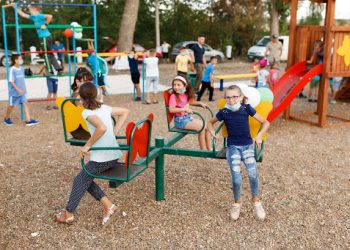 Proiectul lansat de PP ȘOR „Câte un teren de joacă în fiecare sat” a ajuns și în satul Salcia: Nu vom mai sta acasă în telefoane, pentru că deja avem unde veni | VIDEO