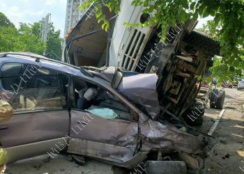 Detalii teribilului accident la Tighina, unde un camion a intrat violent peste automobil. Declarațiile șoferului de camion | VIDEO