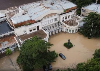 В Ялте из-за потопа пострадали восемь человек